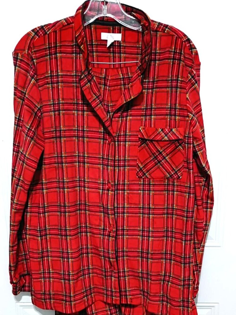 Secret Treasures Super Soft Red Plaid Pajamas, Ladies size LG (12-14)
